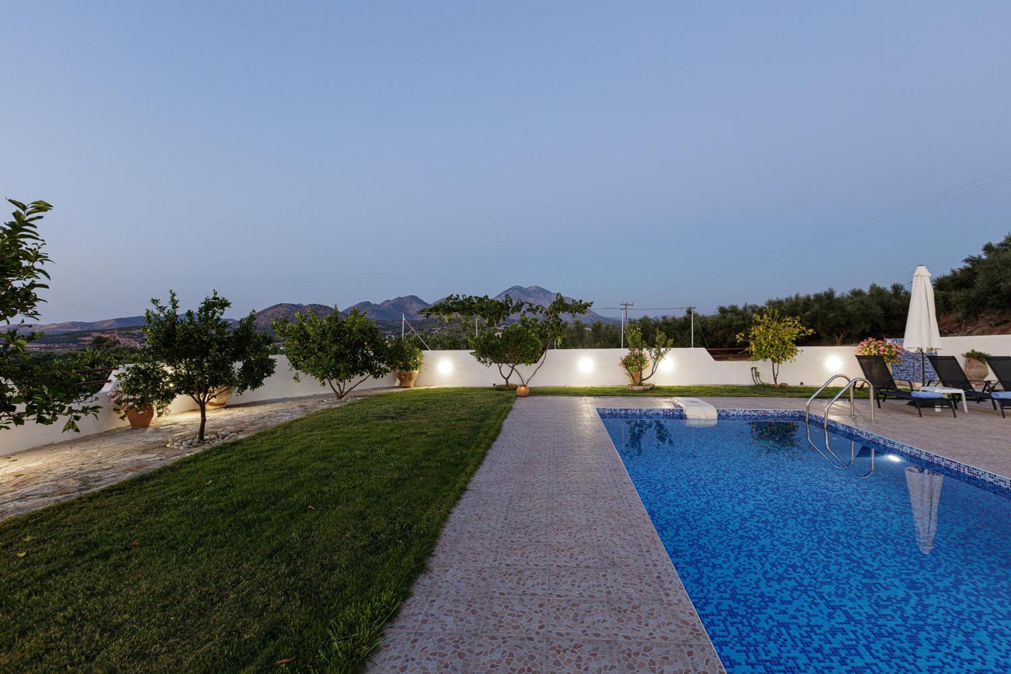 Marina Villa, A Nature Inspiring Retreat Perama  Bagian luar foto