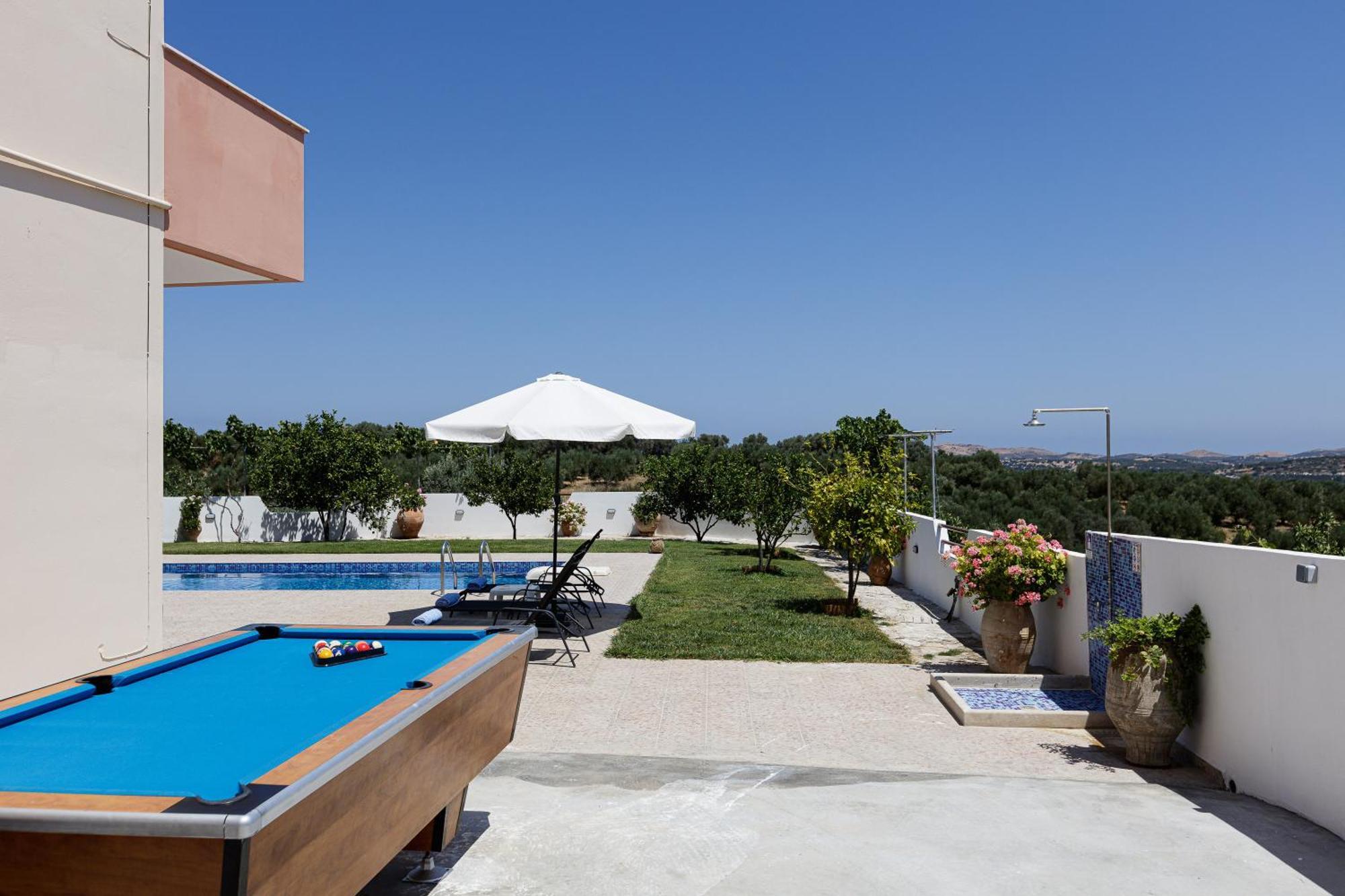 Marina Villa, A Nature Inspiring Retreat Perama  Bagian luar foto
